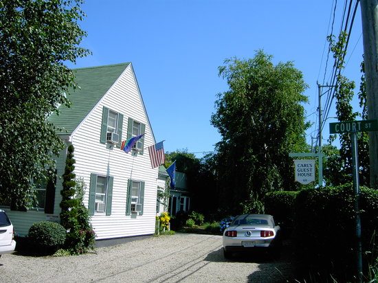 Carl's Guest House - Provincetown Gay Guest House