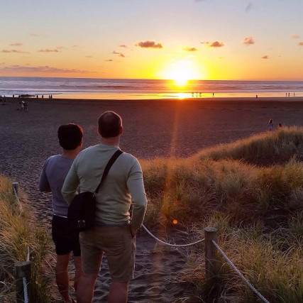 New Zealand Awaits - New Zealand Lesbian Tour Operator