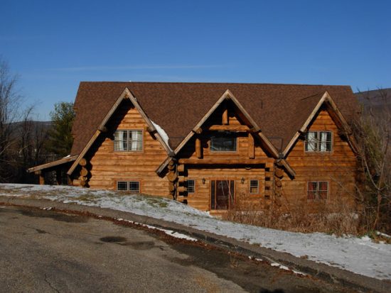 Journeys End Lodge - Berkshires gay lodge